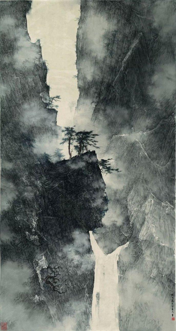 救援落湖男孩